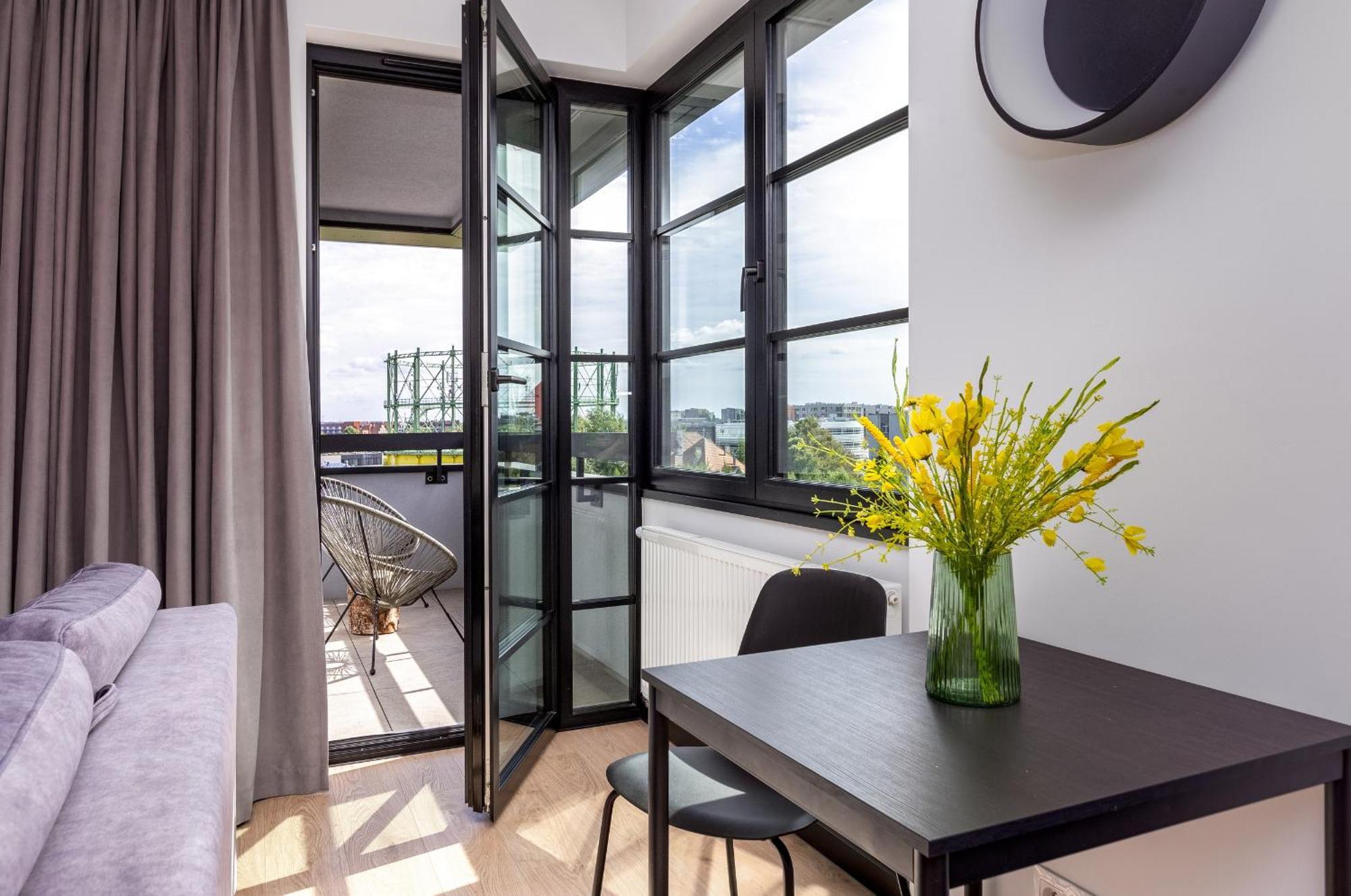 Doki Living - Foodhall & Parking By Downtown Apartments غدانسك المظهر الخارجي الصورة