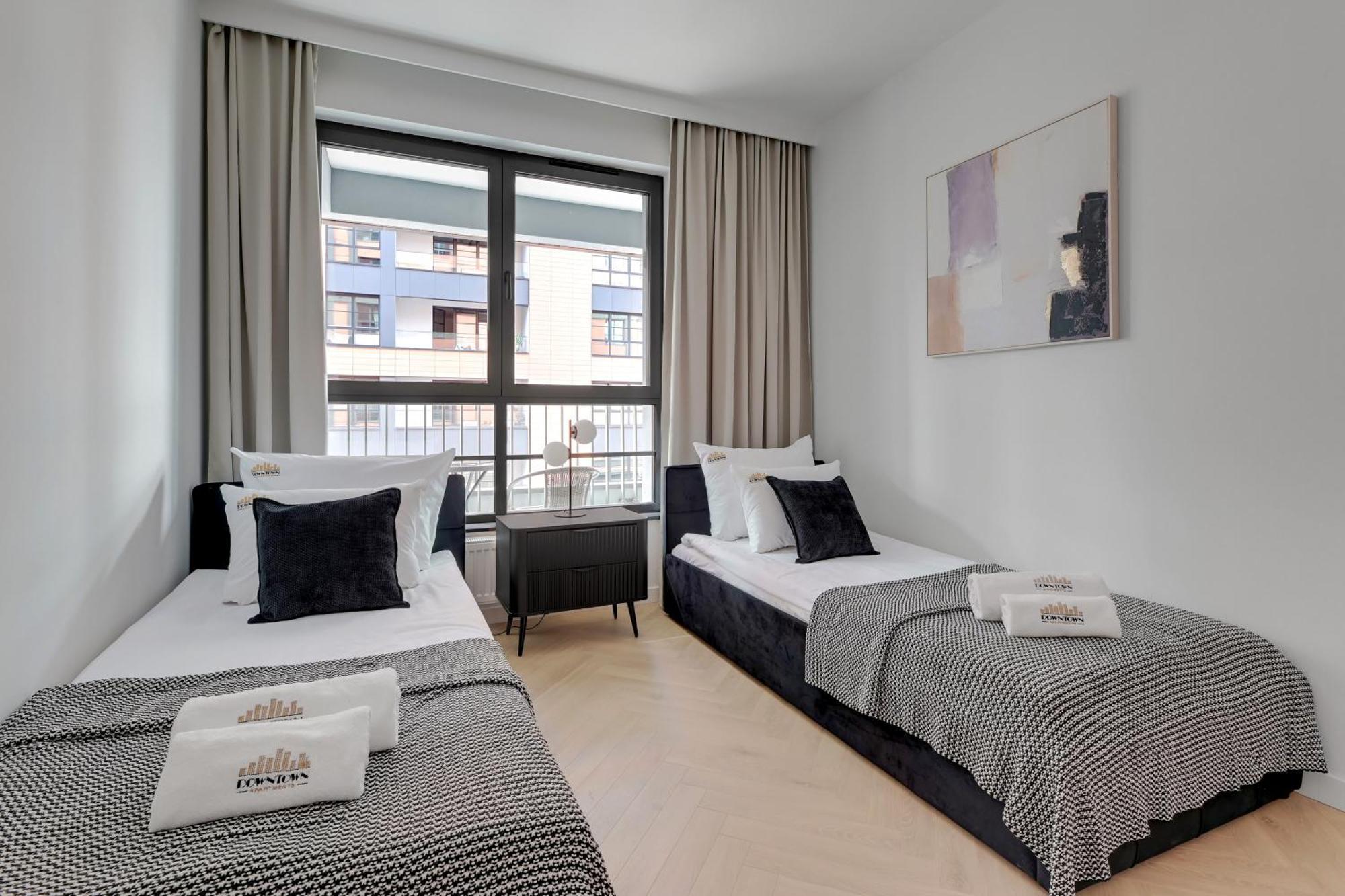 Doki Living - Foodhall & Parking By Downtown Apartments غدانسك المظهر الخارجي الصورة