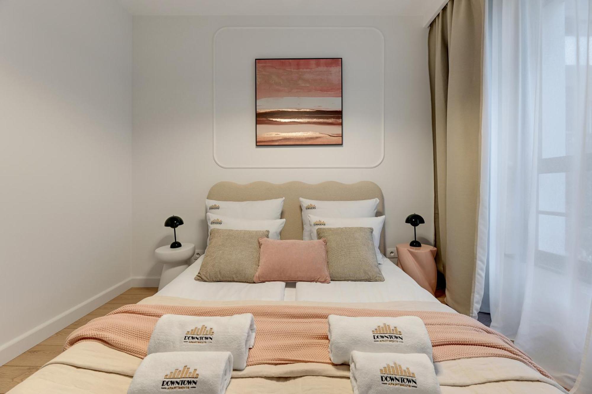 Doki Living - Foodhall & Parking By Downtown Apartments غدانسك المظهر الخارجي الصورة