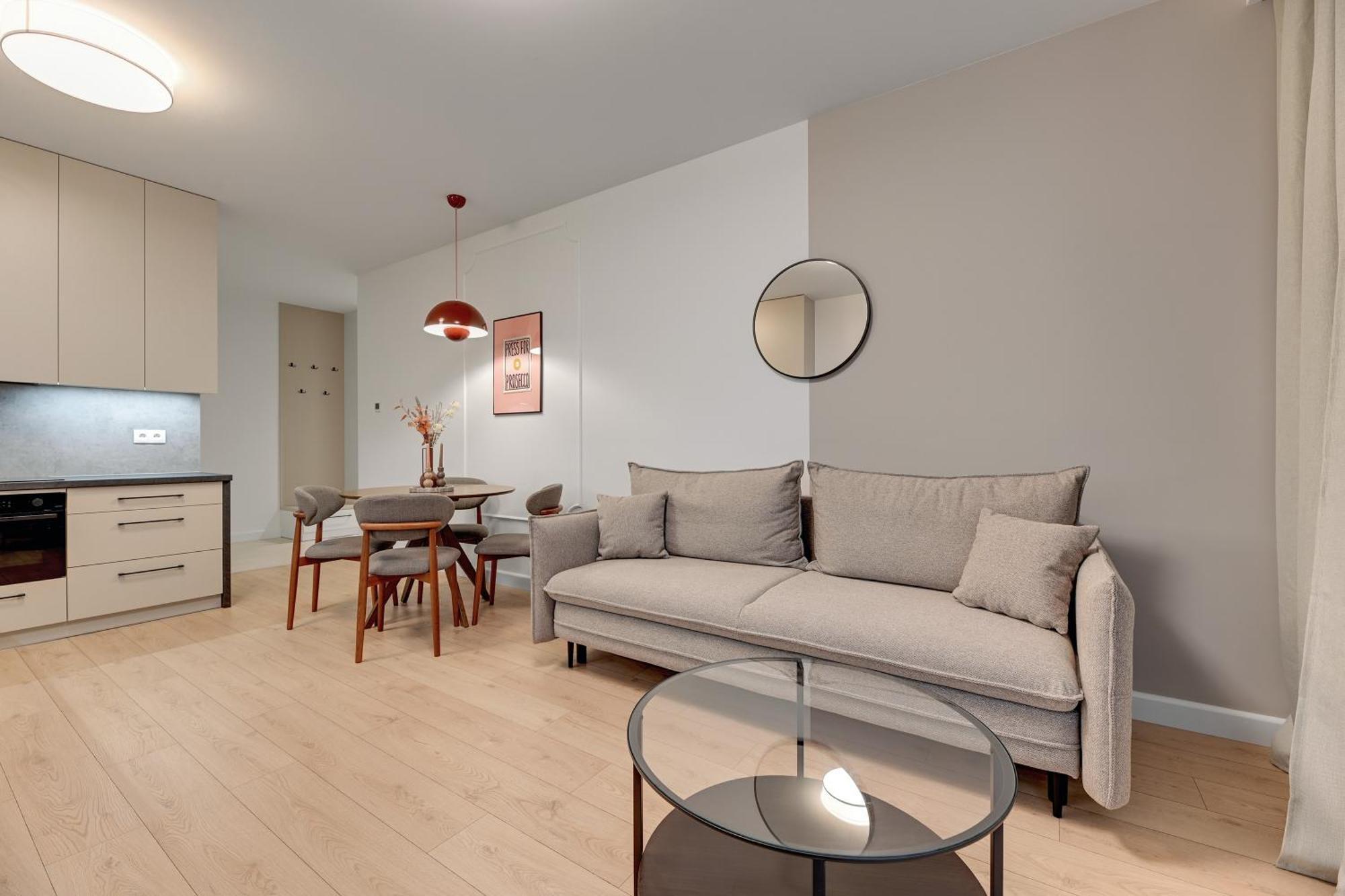 Doki Living - Foodhall & Parking By Downtown Apartments غدانسك المظهر الخارجي الصورة