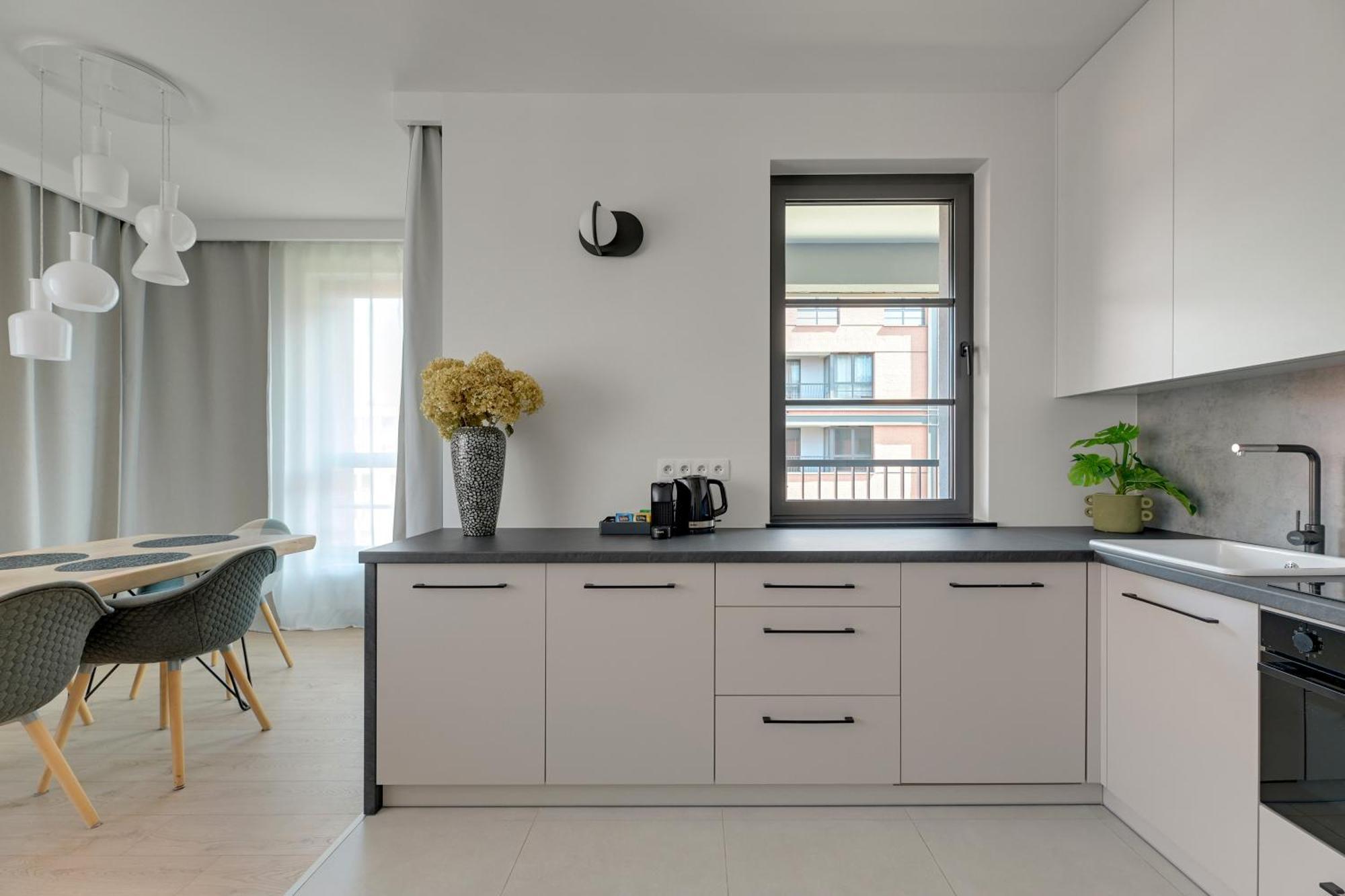 Doki Living - Foodhall & Parking By Downtown Apartments غدانسك المظهر الخارجي الصورة